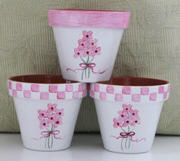 favors/bouquet_pink_pot_3.jpg (86390 bytes)