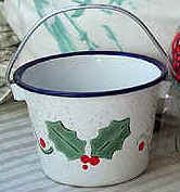 enamel_pail.jpg (86390 bytes)
